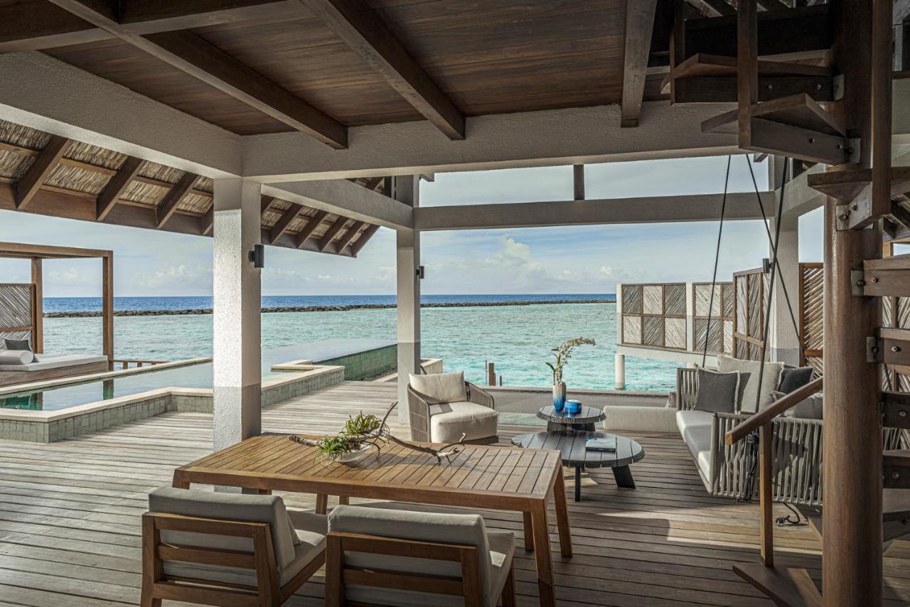 Four Seasons Resort Maldives At Landaa Giraavaru Baa Atoll Exterior photo