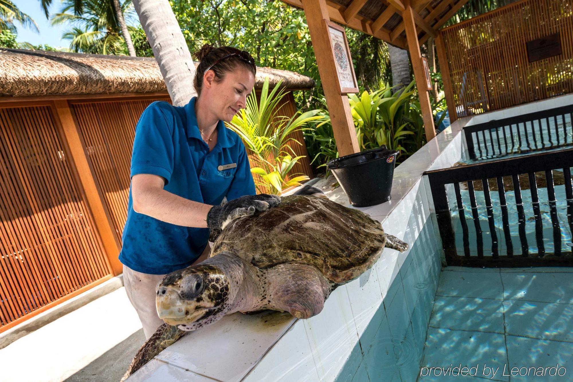 Four Seasons Resort Maldives At Landaa Giraavaru Baa Atoll Exterior photo