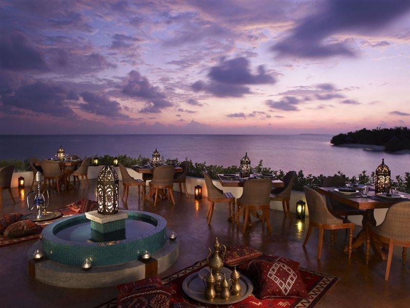 Four Seasons Resort Maldives At Landaa Giraavaru Baa Atoll Exterior photo