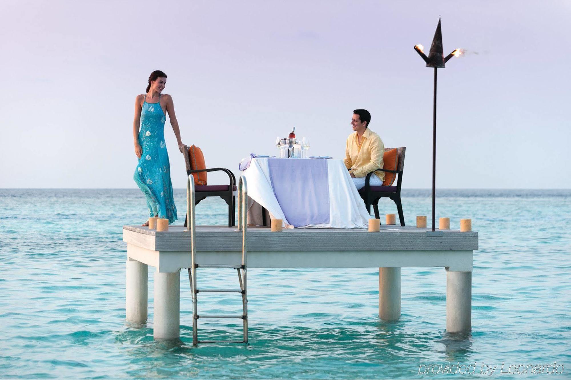 Four Seasons Resort Maldives At Landaa Giraavaru Baa Atoll Exterior photo