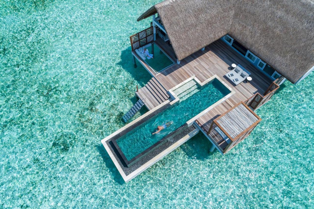 Four Seasons Resort Maldives At Landaa Giraavaru Baa Atoll Exterior photo